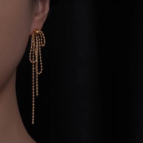 GP Irregular Long Tassel beaded earrings - Picture 2 of 5